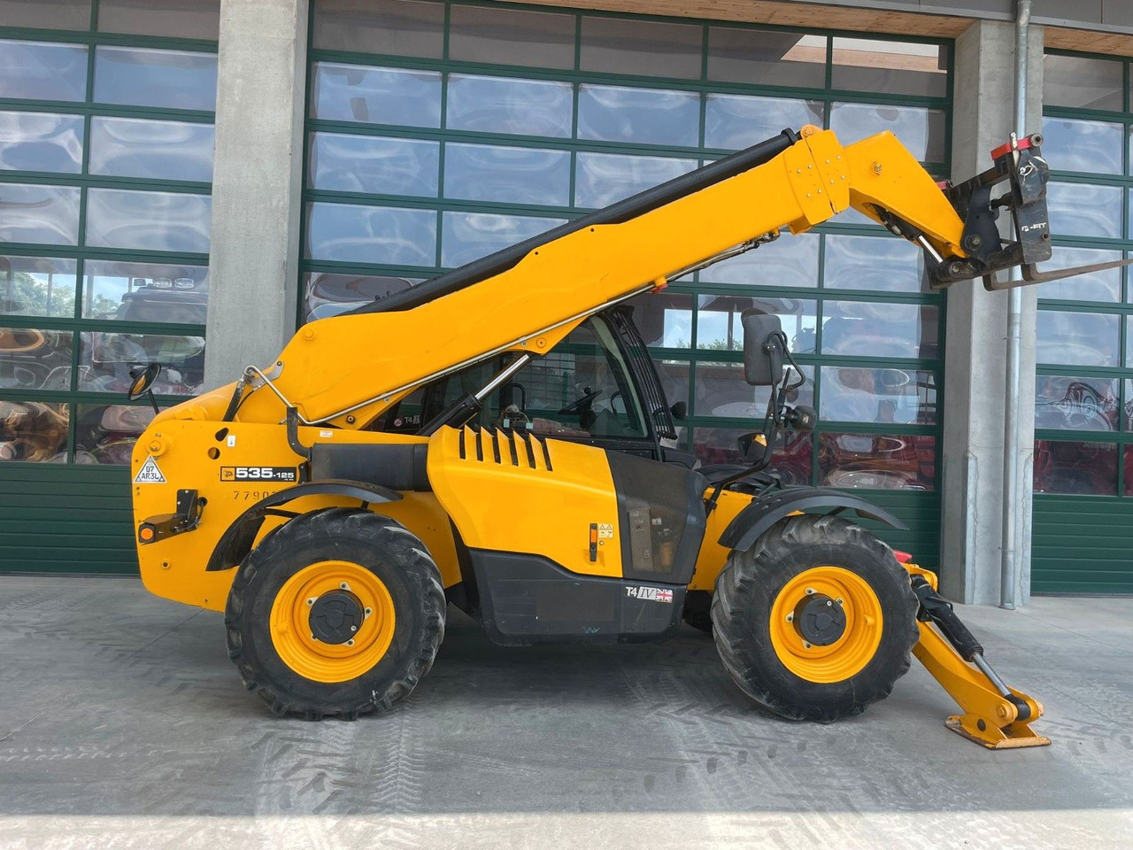 JCB 535-125 - رافعة تلسكوبية: صورة 1 JCB 535-125 - رافعة تلسكوبية: صورة 1