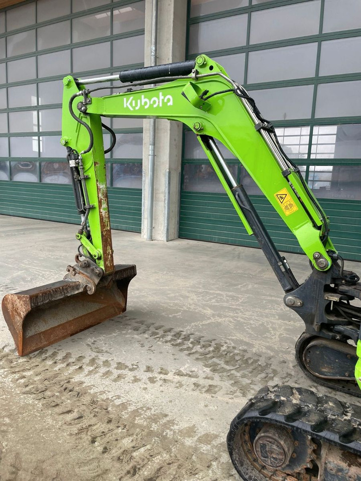 Kubota KX61-3 - حفارة مُصَّغرة: صورة 2 Kubota KX61-3 - حفارة مُصَّغرة: صورة 2