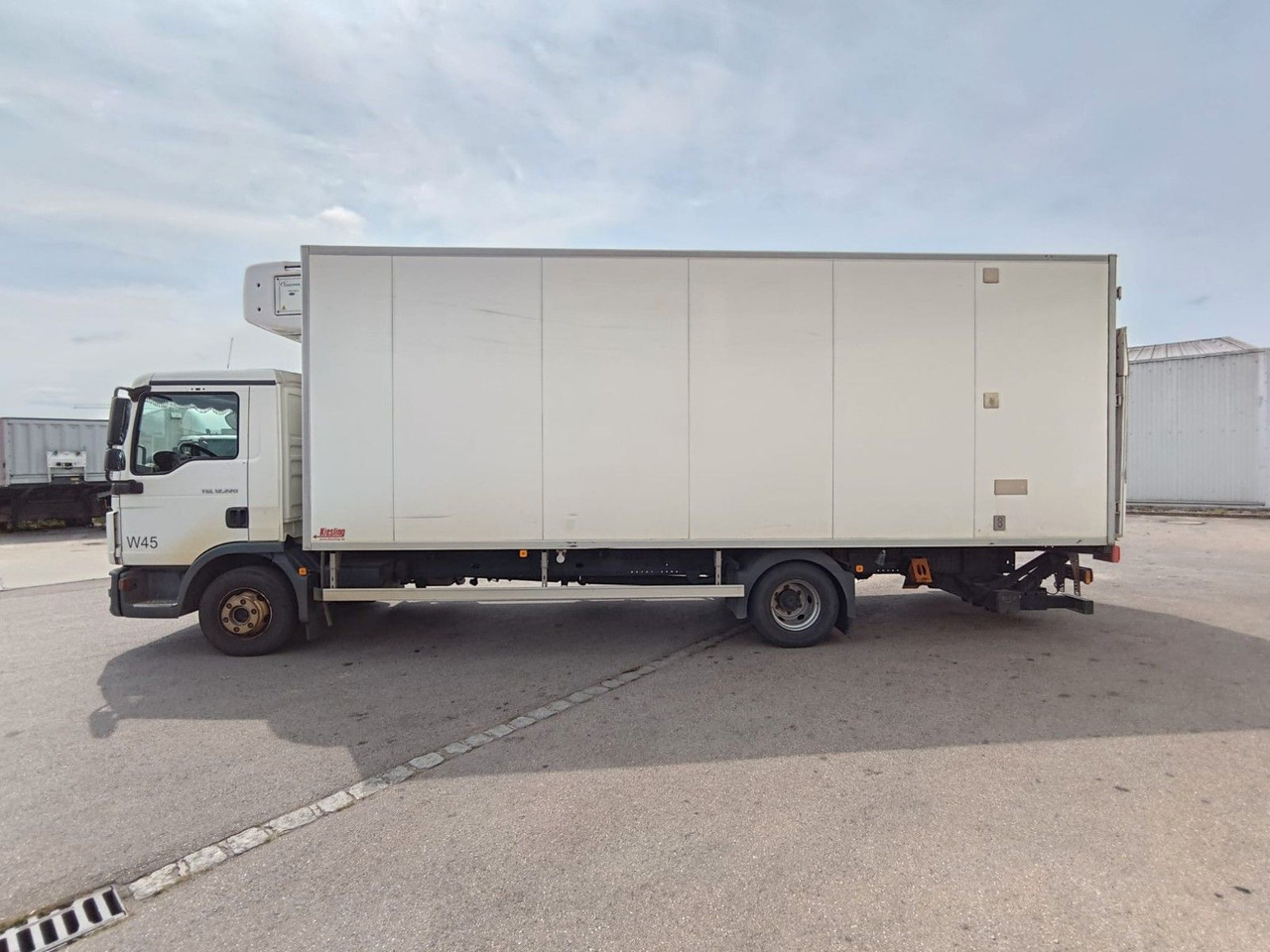 MAN TGL 12.220*Supra 1150*Bär LBW* Tiefkühler* - شاحنة الفريزر: صورة 4 MAN TGL 12.220*Supra 1150*Bär LBW* Tiefkühler* - شاحنة الفريزر: صورة 4