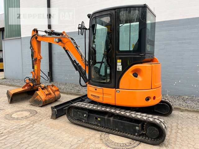 Cat 303.5ECR - حفارة مُصَّغرة: صورة 3 Cat 303.5ECR - حفارة مُصَّغرة: صورة 3