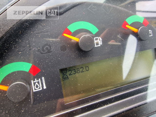 اللودر بعجل Cat 906M: صورة 33