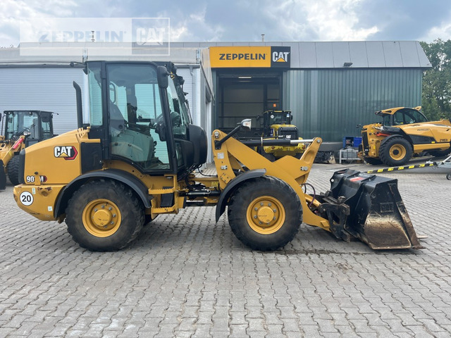 Cat 907M - اللودر بعجل: صورة 4 Cat 907M - اللودر بعجل: صورة 4