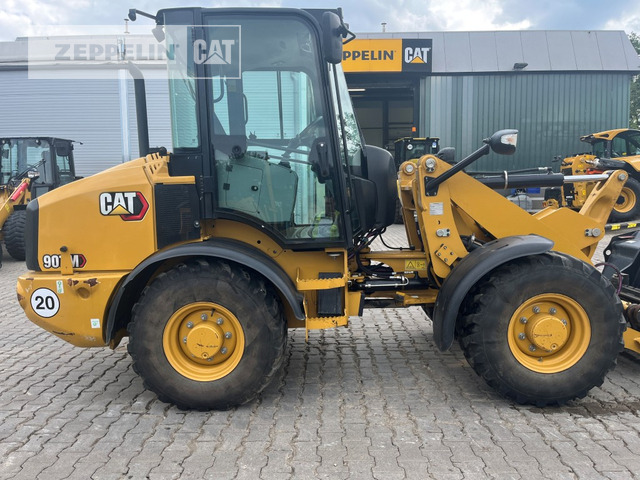 Cat 907M - اللودر بعجل: صورة 5 Cat 907M - اللودر بعجل: صورة 5