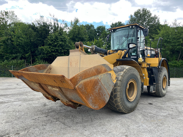 Cat 966M - اللودر بعجل: صورة 1 Cat 966M - اللودر بعجل: صورة 1