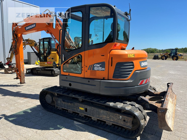 Doosan DX85R-3 - حفارة مُصَّغرة: صورة 3 Doosan DX85R-3 - حفارة مُصَّغرة: صورة 3