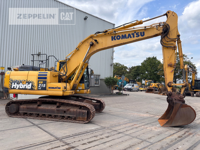 Komatsu HB215LC-2 - حفار زحاف: صورة 2 Komatsu HB215LC-2 - حفار زحاف: صورة 2