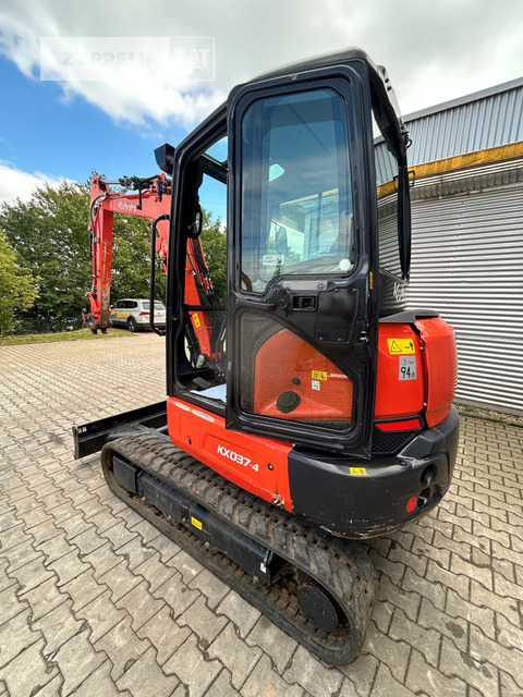 Kubota KX037-4 - حفارة مُصَّغرة: صورة 2 Kubota KX037-4 - حفارة مُصَّغرة: صورة 2