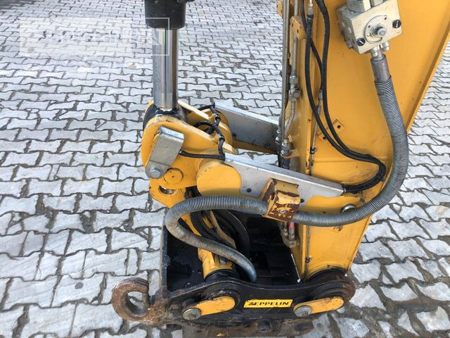 Oil-Quick OQ65 - قارنة توصيل هيدروليكي - آلات البناء: صورة 1 Oil-Quick OQ65 - قارنة توصيل هيدروليكي - آلات البناء: صورة 1