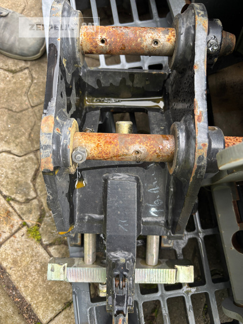 Sonstiges Schnellwechsler - قارنة توصيل هيدروليكي - آلات البناء: صورة 4 Sonstiges Schnellwechsler - قارنة توصيل هيدروليكي - آلات البناء: صورة 4