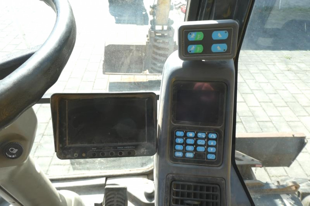 KOMATSU HANOMAG Mobilbagger PW140-7 Mobilbagger - حفارة دولاب: صورة 5 KOMATSU HANOMAG Mobilbagger PW140-7 Mobilbagger - حفارة دولاب: صورة 5