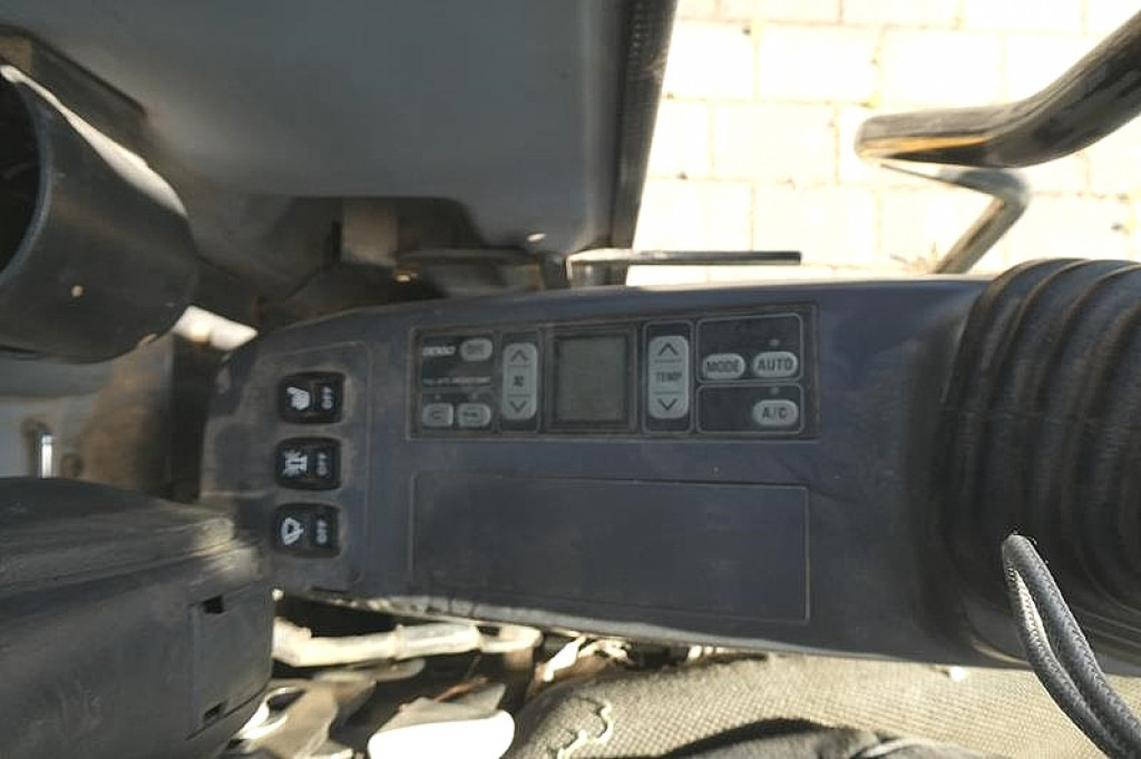 KOMATSU HANOMAG Mobilbagger PW140-7 Mobilbagger - حفارة دولاب: صورة 4 KOMATSU HANOMAG Mobilbagger PW140-7 Mobilbagger - حفارة دولاب: صورة 4