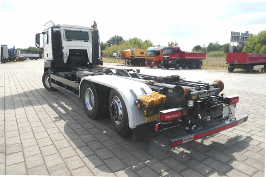 MAN TG-S 26.420/6x2 Abrollkipper - شاحنة ذات خطاف: صورة 4 MAN TG-S 26.420/6x2 Abrollkipper - شاحنة ذات خطاف: صورة 4
