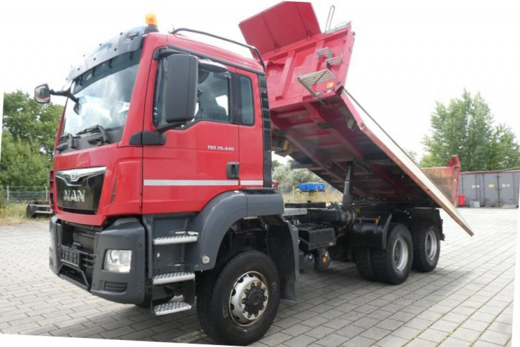 MAN TG-S 26.440 6x6 3-Achs Allradkipper Meiller - شاحنة قلاب: صورة 2 MAN TG-S 26.440 6x6 3-Achs Allradkipper Meiller - شاحنة قلاب: صورة 2