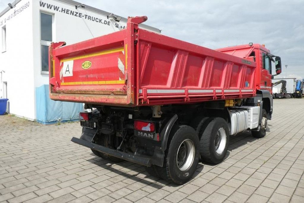 MAN TG-S 26.440 6x6 3-Achs Allradkipper Meiller - شاحنة قلاب: صورة 4 MAN TG-S 26.440 6x6 3-Achs Allradkipper Meiller - شاحنة قلاب: صورة 4