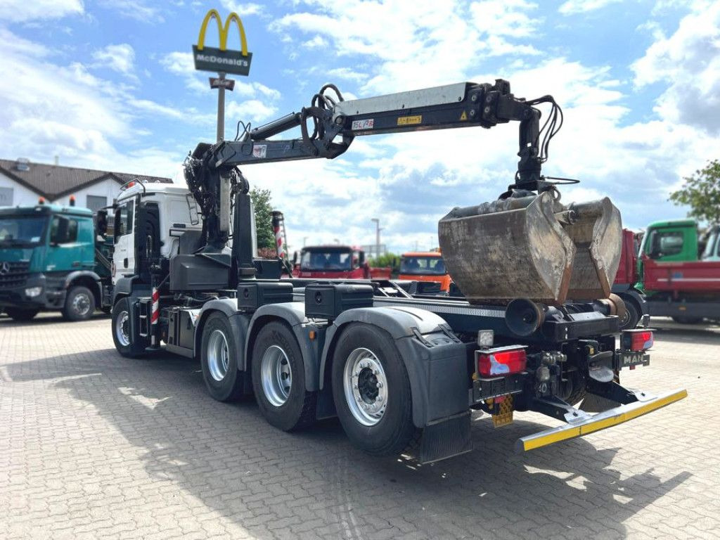 MAN TG-S 35.480 8x4 BL Abrollkipper mit Kran Penz-15 - شاحنة كرين: صورة 4 MAN TG-S 35.480 8x4 BL Abrollkipper mit Kran Penz-15 - شاحنة كرين: صورة 4