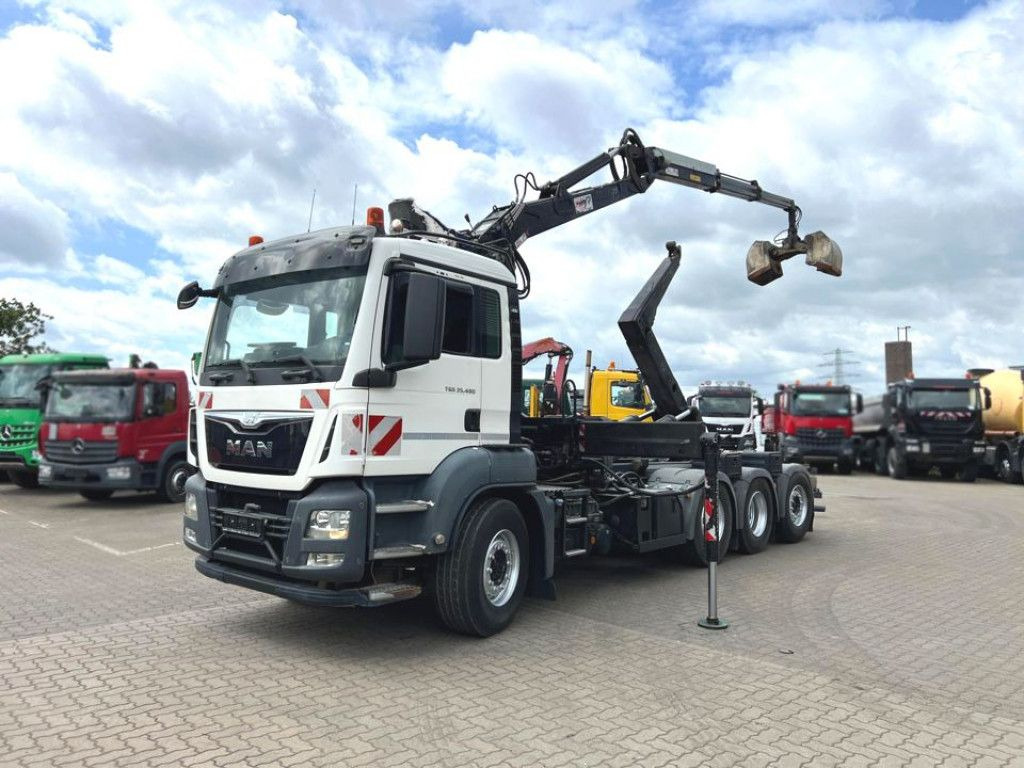 MAN TG-S 35.480 8x4 BL Abrollkipper mit Kran Penz-15 - شاحنة ذات خطاف, شاحنة كرين: صورة 3 MAN TG-S 35.480 8x4 BL Abrollkipper mit Kran Penz-15 - شاحنة ذات خطاف, شاحنة كرين: صورة 3