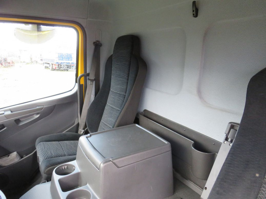 MERCEDES-BENZ Atego 1224 L Pritsche LBW - شاحنة ستارة: صورة 2 MERCEDES-BENZ Atego 1224 L Pritsche LBW - شاحنة ستارة: صورة 2