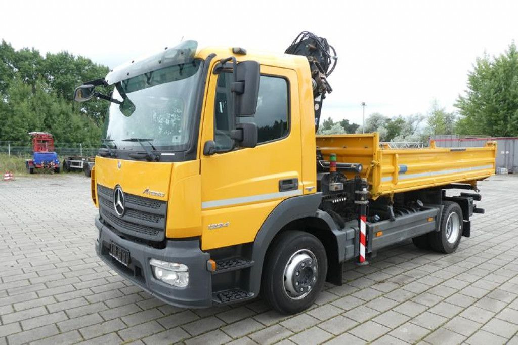 Mercedes-Benz Atego 1224 K 2-Achs Kipper Kran 2x Hdr Ausschub - شاحنة قلاب, شاحنة كرين: صورة 3 Mercedes-Benz Atego 1224 K 2-Achs Kipper Kran 2x Hdr Ausschub - شاحنة قلاب, شاحنة كرين: صورة 3