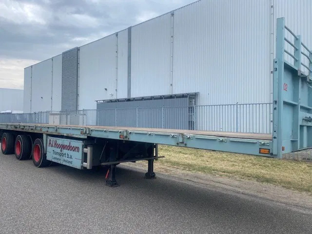 Floor open oplegger 3 asser uitschuifbaar, 2 x stuur, 1 x liftas - نصف مقطورة مسطحة: صورة 2 Floor open oplegger 3 asser uitschuifbaar, 2 x stuur, 1 x liftas - نصف مقطورة مسطحة: صورة 2