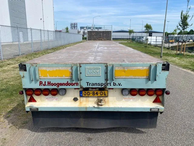 Floor robuuste vlakke oplegger ,uitschuifbaar, ,stuurassen, 20 mtr met stalen bodem/frame. kranenprofiel. - نصف مقطورة مسطحة: صورة 4 Floor robuuste vlakke oplegger ,uitschuifbaar, ,stuurassen, 20 mtr met stalen bodem/frame. kranenprofiel. - نصف مقطورة مسطحة: صورة 4