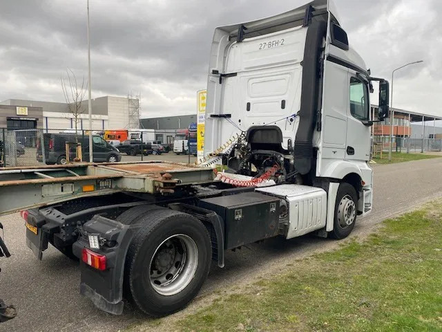 Mercedes-Benz Actros 1840 stream space cabine met spoilers zonneklep, apk gekeurd - وحدة جر: صورة 3 Mercedes-Benz Actros 1840 stream space cabine met spoilers zonneklep, apk gekeurd - وحدة جر: صورة 3