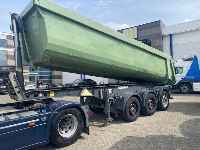 Schmitz Cargobull stalen kipper, 28 cub ,3 asser SKI 24 7.2 - قلابة نصف مقطورة نصف مقطورة قلابة: صورة 1 Schmitz Cargobull stalen kipper, 28 cub ,3 asser SKI 24 7.2 - قلابة نصف مقطورة نصف مقطورة قلابة: صورة 1