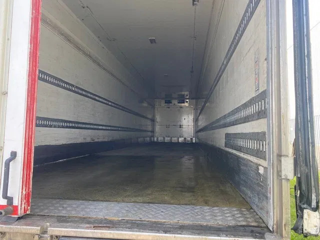 Van Eck koelvries 3 asser stuuras,met carrier vector koelmotor, apk gekeurd - نصف مقطورة مُبرِّدة: صورة 4 Van Eck koelvries 3 asser stuuras,met carrier vector koelmotor, apk gekeurd - نصف مقطورة مُبرِّدة: صورة 4