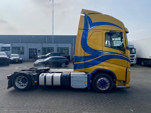 Volvo FH 13.460 mega trekker , XL cabine, parc cool , voll lucht., beauty..... - وحدة جر: صورة 3 Volvo FH 13.460 mega trekker , XL cabine, parc cool , voll lucht., beauty..... - وحدة جر: صورة 3