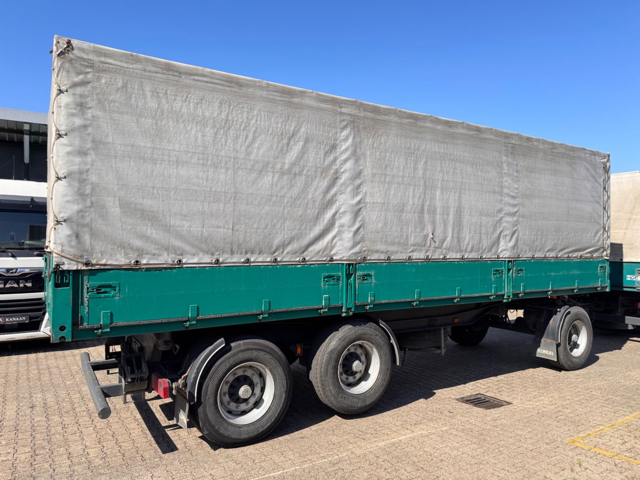 KUMMLIN 3-Achs Getreide Kipper 3 Seiten Liftachs - مقطورة قلاب: صورة 4 KUMMLIN 3-Achs Getreide Kipper 3 Seiten Liftachs - مقطورة قلاب: صورة 4