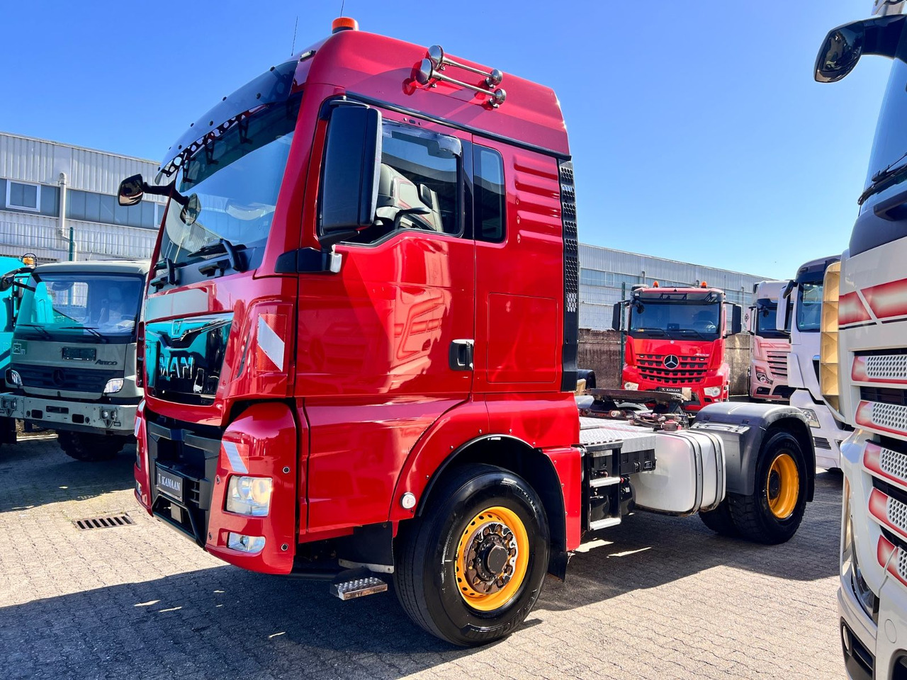 MAN TGX 18.510 XLX 4x4H BLS -Pritarder TOP TÜV NEU - وحدة جر: صورة 2 MAN TGX 18.510 XLX 4x4H BLS -Pritarder TOP TÜV NEU - وحدة جر: صورة 2