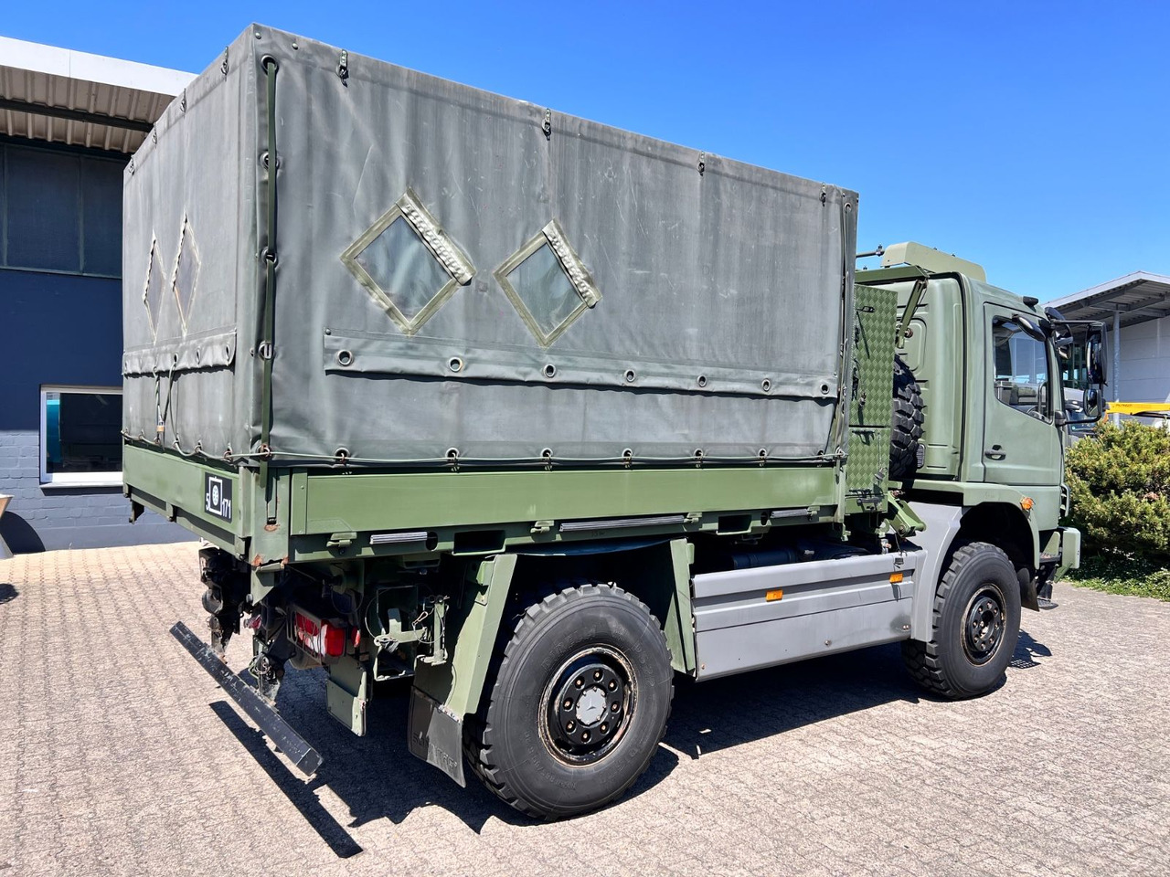 Mercedes-Benz 1018 Atego 4x4 Allrad Miltär Camper Expedition - شاحنات الحاويات / جسم علوي قابل للتغيير شاحنة: صورة 5 Mercedes-Benz 1018 Atego 4x4 Allrad Miltär Camper Expedition - شاحنات الحاويات / جسم علوي قابل للتغيير شاحنة: صورة 5