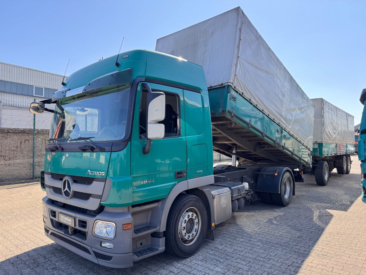 Mercedes-Benz 1844 Actros MP3 3-SeitenKipper Getreide Pritsche - شاحنة قلاب: صورة 3 Mercedes-Benz 1844 Actros MP3 3-SeitenKipper Getreide Pritsche - شاحنة قلاب: صورة 3