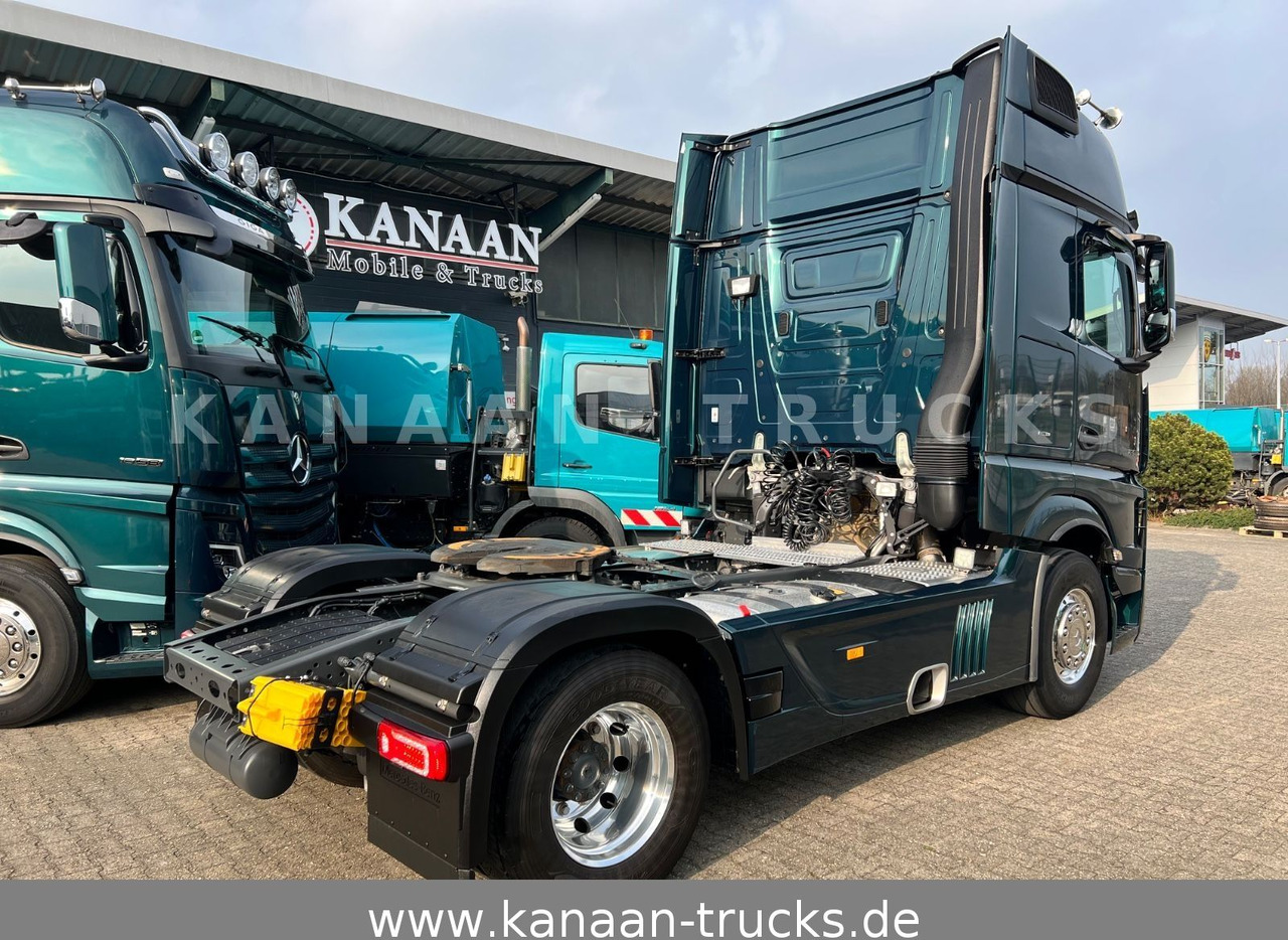 Mercedes-Benz 1858 LS Actros 5 GigaSpace leder Xenon 1860 1863 - وحدة جر: صورة 4 Mercedes-Benz 1858 LS Actros 5 GigaSpace leder Xenon 1860 1863 - وحدة جر: صورة 4