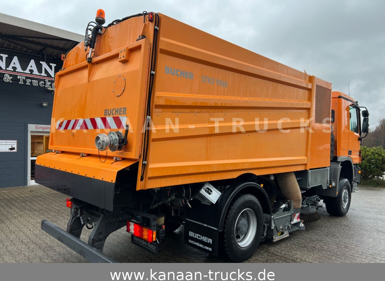 Mercedes-Benz 2032 Actros 4x4 Bucher STKF 9500  AIRPORT  KLIMA - سياره كنس شوارع: صورة 5 Mercedes-Benz 2032 Actros 4x4 Bucher STKF 9500  AIRPORT  KLIMA - سياره كنس شوارع: صورة 5