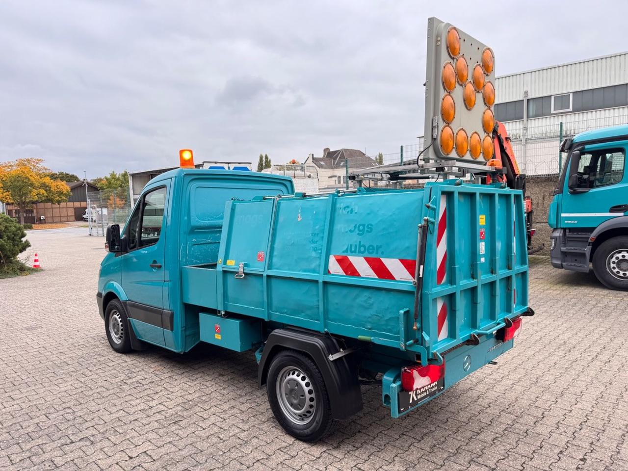 Mercedes-Benz 313 CDI Sprinter II Bertsche Müllwagen Tafel - شاحنة النفايات: صورة 4 Mercedes-Benz 313 CDI Sprinter II Bertsche Müllwagen Tafel - شاحنة النفايات: صورة 4