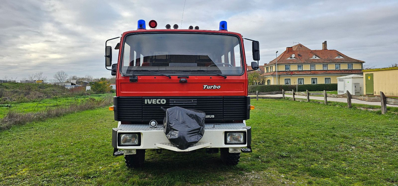 Iveco 75-16 Feuerwehr Allrad 90-16 - شاحنة التوصيل: صورة 2 Iveco 75-16 Feuerwehr Allrad 90-16 - شاحنة التوصيل: صورة 2