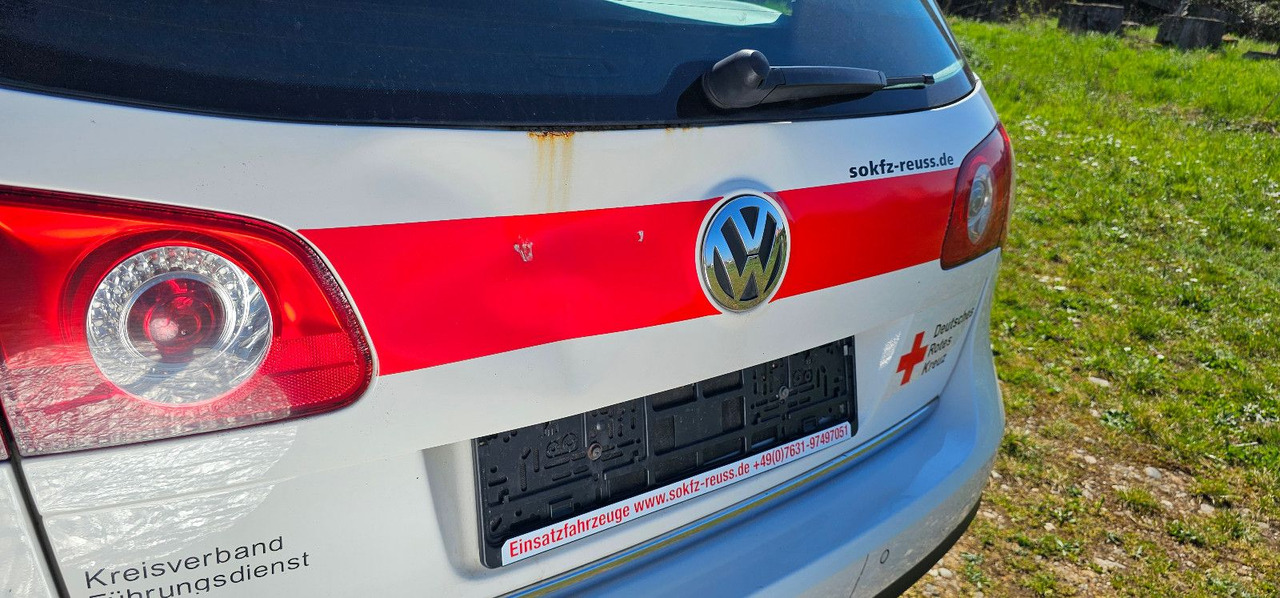 Volkswagen Allrad Feuerwehr Kommandowagen HVO KDOW ELW - سيدان: صورة 5 Volkswagen Allrad Feuerwehr Kommandowagen HVO KDOW ELW - سيدان: صورة 5