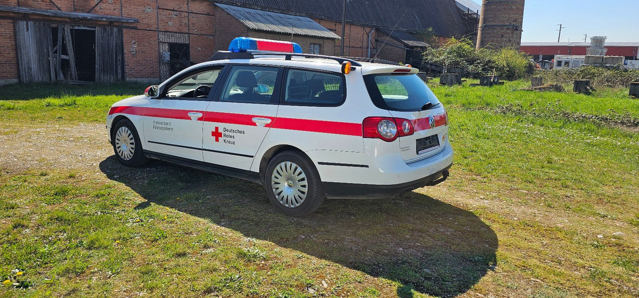 Volkswagen Allrad Feuerwehr Kommandowagen HVO KDOW ELW - سيدان: صورة 3 Volkswagen Allrad Feuerwehr Kommandowagen HVO KDOW ELW - سيدان: صورة 3
