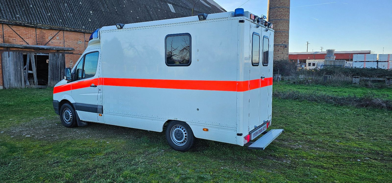 Volkswagen Crafter ELW Rettungswagen Camper Van - سيارة اسعاف: صورة 4 Volkswagen Crafter ELW Rettungswagen Camper Van - سيارة اسعاف: صورة 4