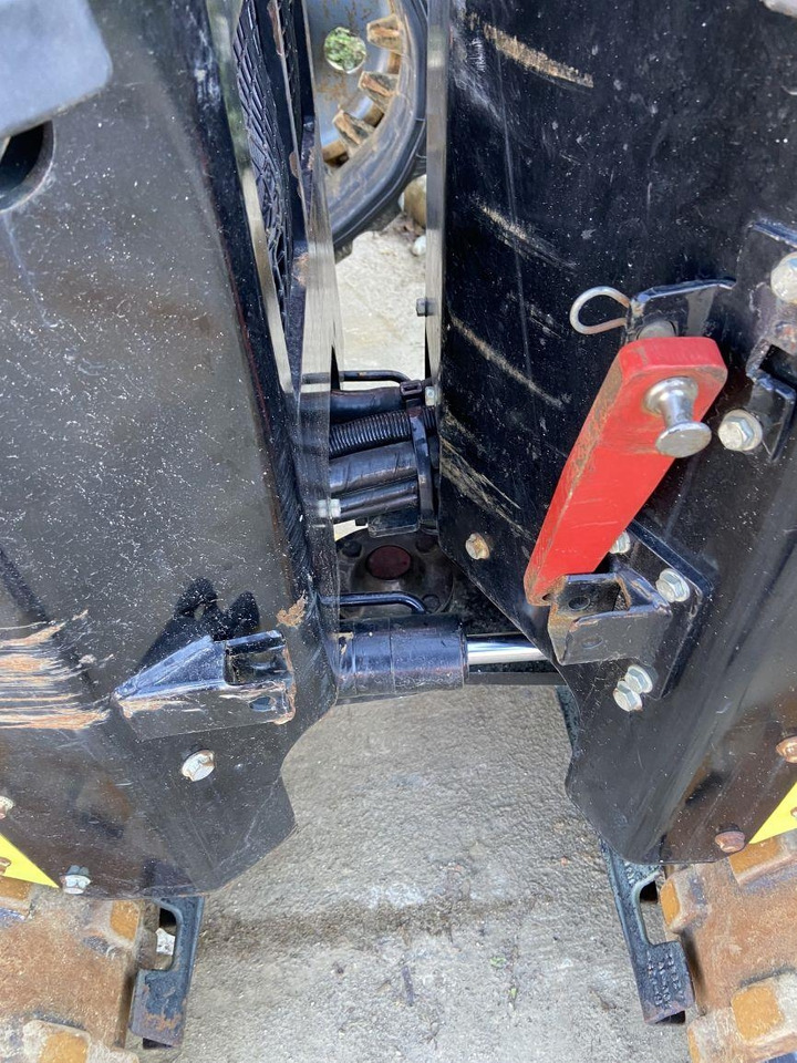 Ammann Rammax 1575 (1324) - مدحلة ضاغطة: صورة 5 Ammann Rammax 1575 (1324) - مدحلة ضاغطة: صورة 5