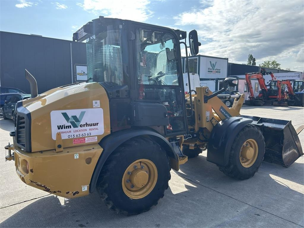 CAT 906 (9145) - لودر مفصلي صغير: صورة 4 CAT 906 (9145) - لودر مفصلي صغير: صورة 4