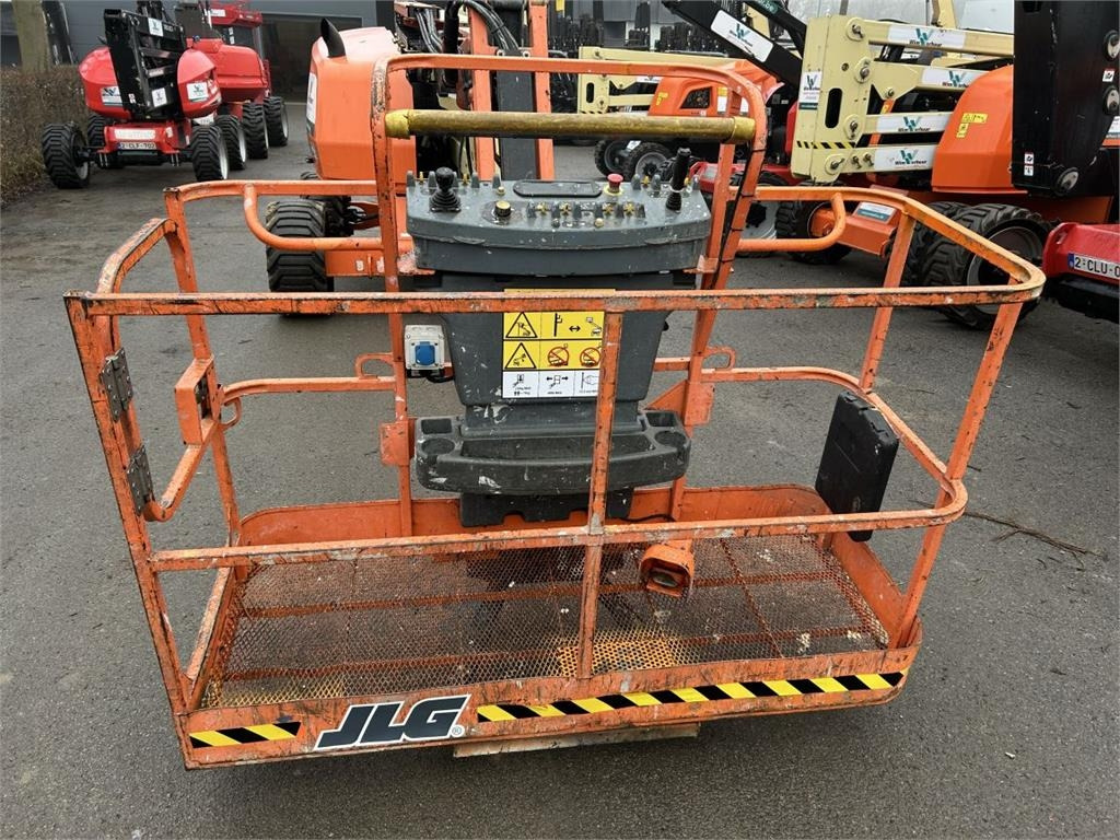 JLG 520AJ (2633)  - شاحنة ذراع مفصلي: صورة 5 JLG 520AJ (2633)  - شاحنة ذراع مفصلي: صورة 5