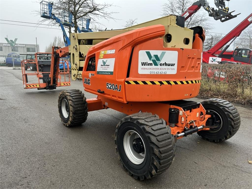 JLG 520AJ (2633)  - شاحنة ذراع مفصلي: صورة 1 JLG 520AJ (2633)  - شاحنة ذراع مفصلي: صورة 1