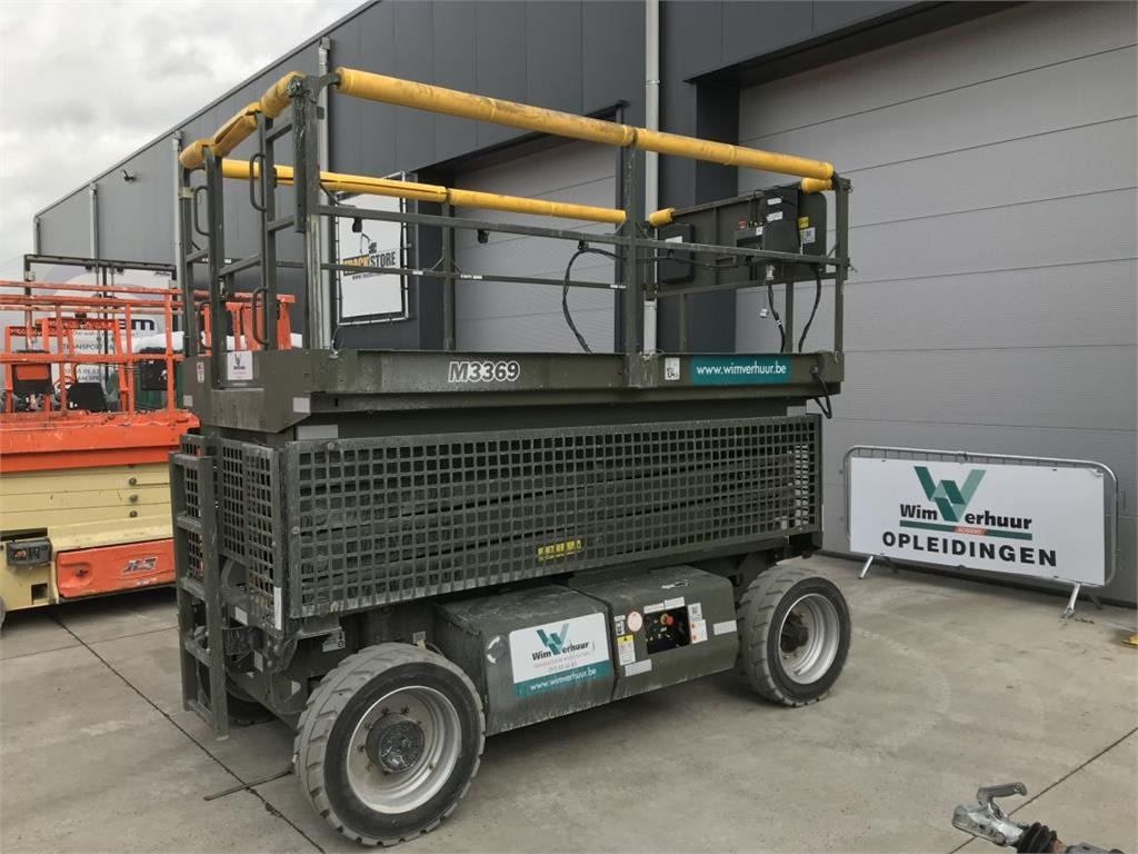 JLG M3369 (4331) - رافعة هيدروليكية مقصية: صورة 5 JLG M3369 (4331) - رافعة هيدروليكية مقصية: صورة 5