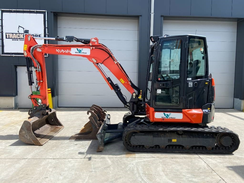 Kubota U 50-5 - حفارة مُصَّغرة: صورة 1 Kubota U 50-5 - حفارة مُصَّغرة: صورة 1