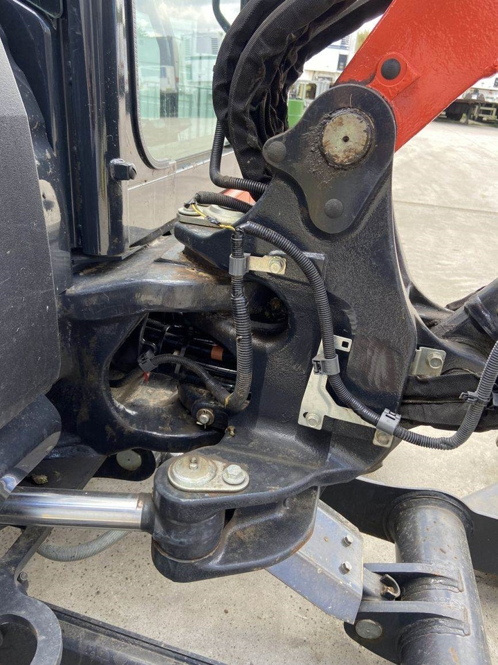 حفارة مُصَّغرة Kubota U50-5 (6969): صورة 15