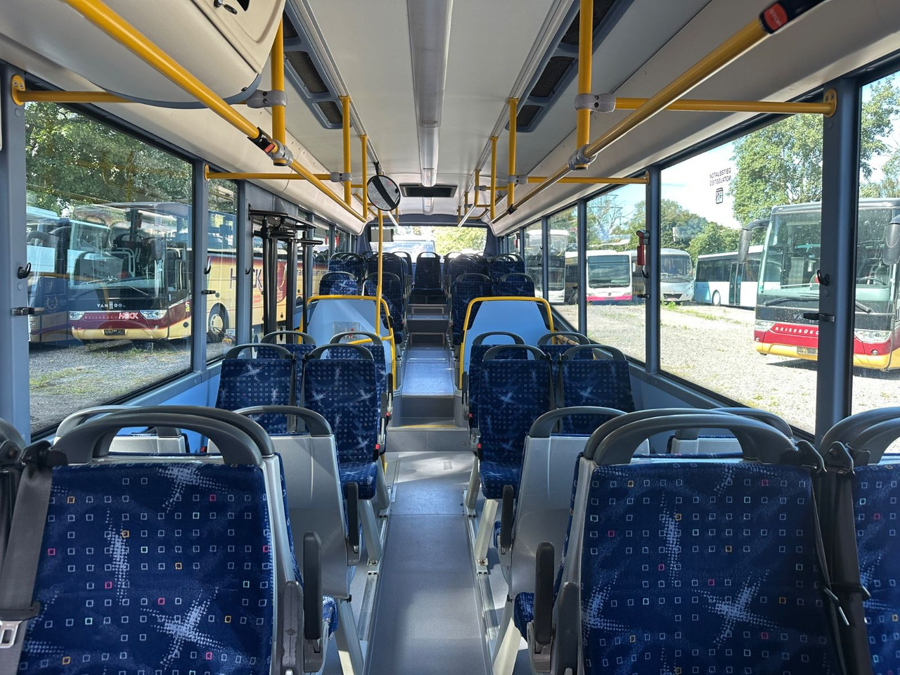Iveco Irisbus Crossway LE (Klima*100 km/h*50 Sitz) - حافلة المدينة: صورة 5 Iveco Irisbus Crossway LE (Klima*100 km/h*50 Sitz) - حافلة المدينة: صورة 5