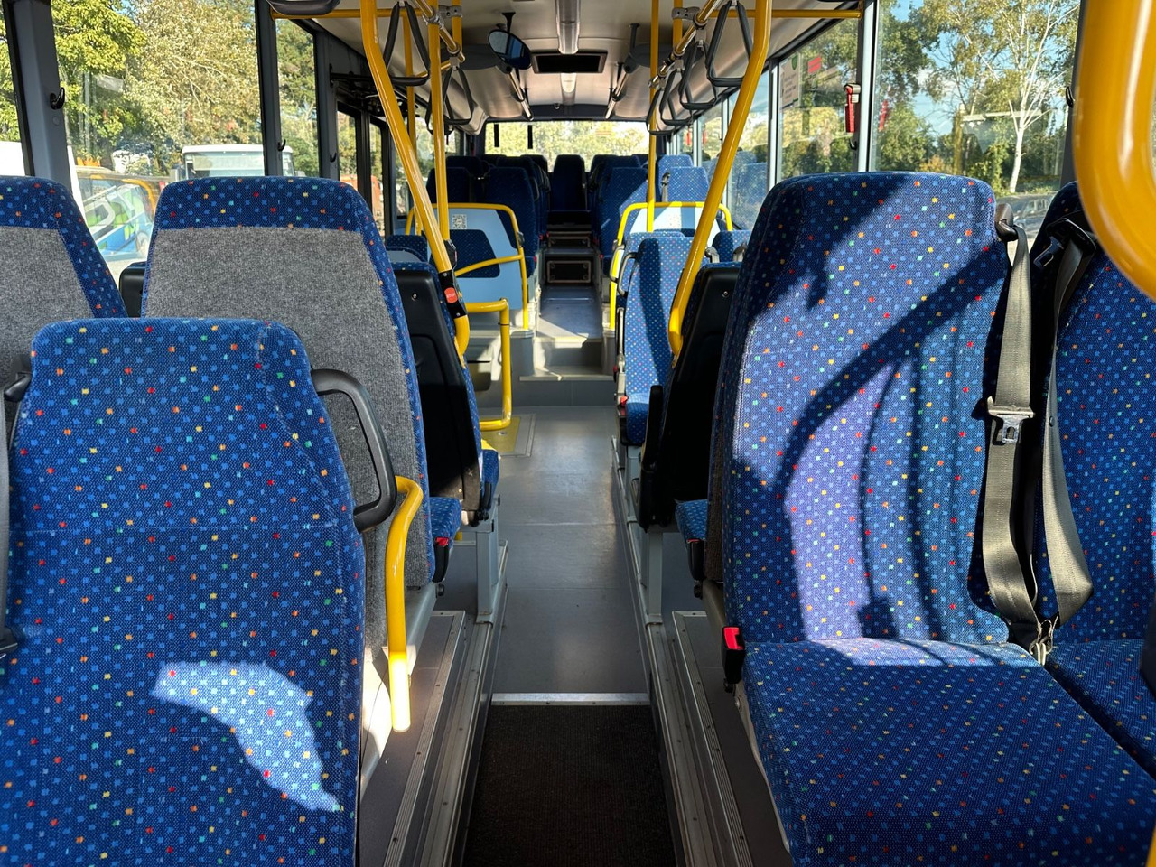 Iveco Irisbus Crossway LE SFR 162 *AC*100 km/h*Schalt - حافلة المدينة: صورة 5 Iveco Irisbus Crossway LE SFR 162 *AC*100 km/h*Schalt - حافلة المدينة: صورة 5