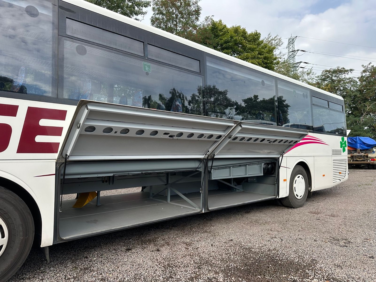 Mercedes-Benz O560 Intouro (EEV*Schalt) - حافلة سوبربان: صورة 5 Mercedes-Benz O560 Intouro (EEV*Schalt) - حافلة سوبربان: صورة 5