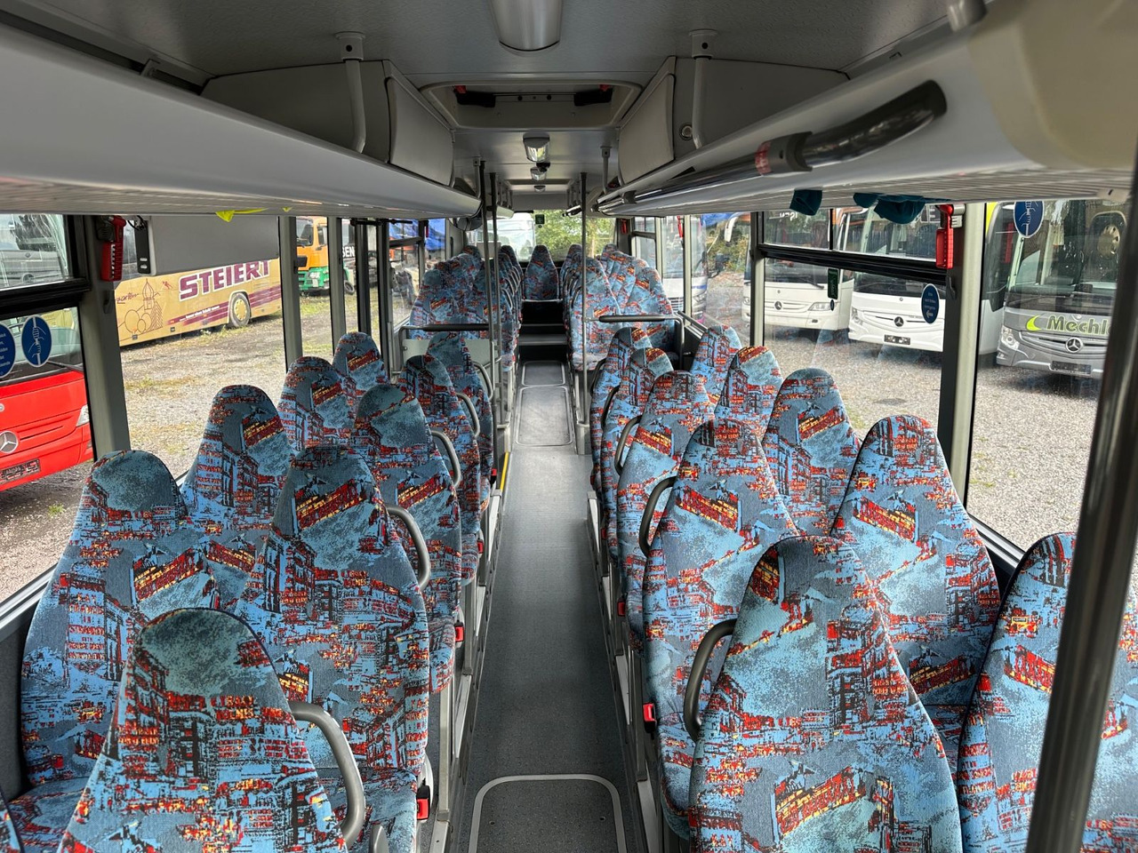 Mercedes-Benz O560 Intouro (EEV*Schalt) Mercedes-Benz O560 Intouro (EEV*Schalt): صورة 17